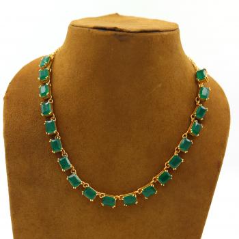 Nickel-Free Gold Plated Green Onyx Stone Seated Necklace - Timeless Elegance and Natural Beauty
